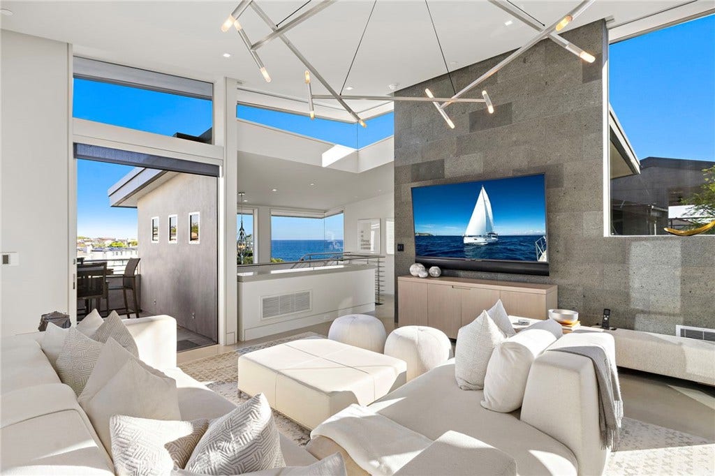 232 Hazel, Corona Del Mar, CA 92625 232 Hazel, Corona Del Mar, CA 92625