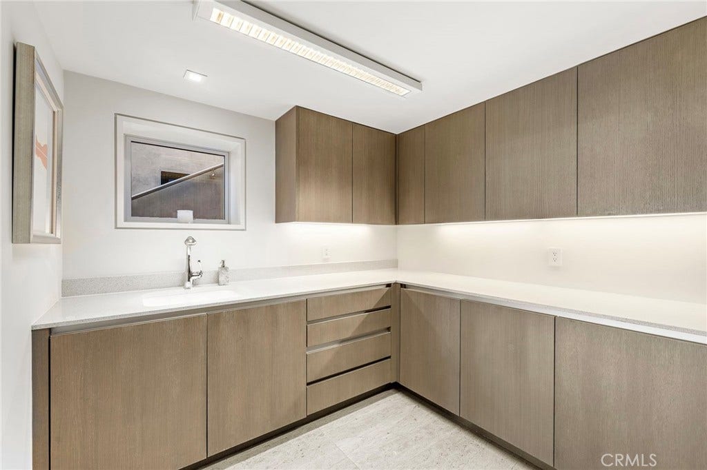 232 Hazel, Corona Del Mar, CA 92625 232 Hazel, Corona Del Mar, CA 92625