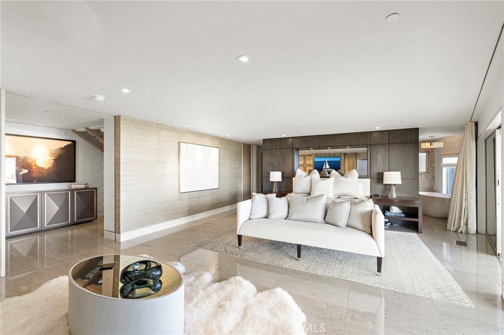232 Hazel, Corona Del Mar, CA 92625 232 Hazel, Corona Del Mar, CA 92625