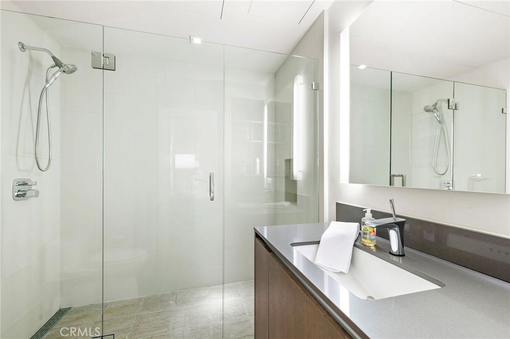 232 Hazel, Corona Del Mar, CA 92625 232 Hazel, Corona Del Mar, CA 92625