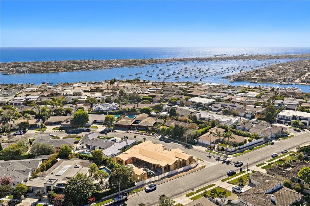 1900 Altura Drive, Newport Beach, CA 92625 1900 Altura Drive, Newport Beach, CA 92625