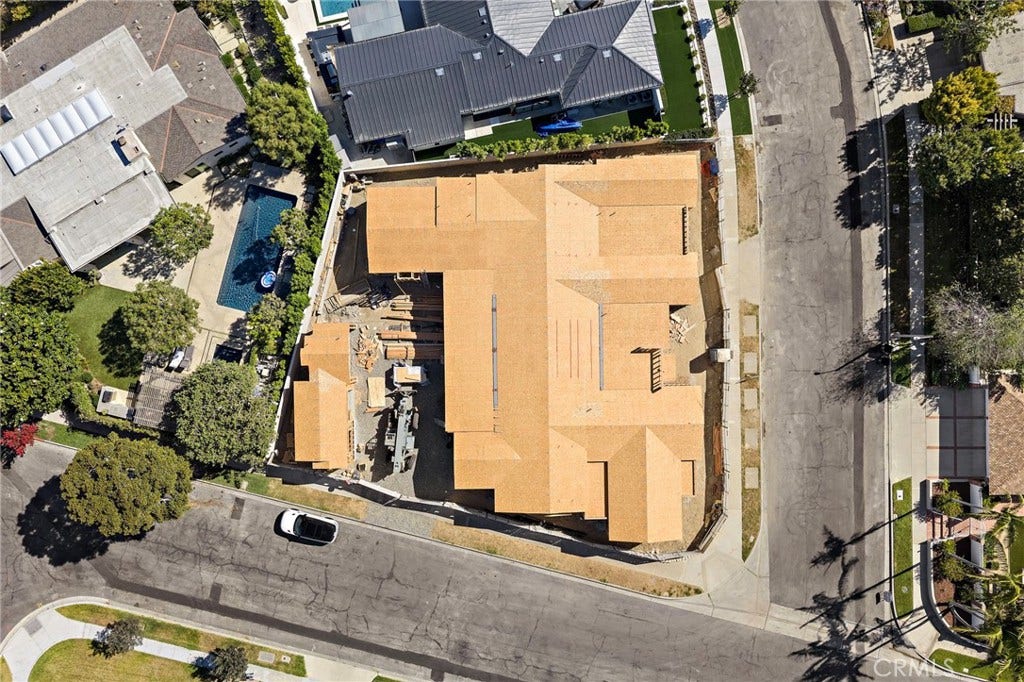 1900 Altura Drive, Newport Beach, CA 92625 1900 Altura Drive, Newport Beach, CA 92625