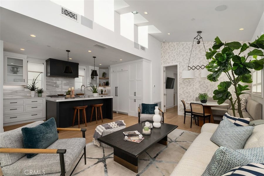 Property photo for 418 Larkspur, Newport Beach, CA