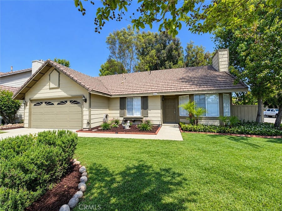 Property photo for 30500 Shenandoah Court, Temecula, CA