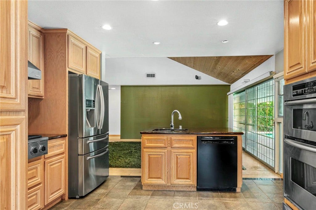 2045 S Lida, Anaheim, CA 92802