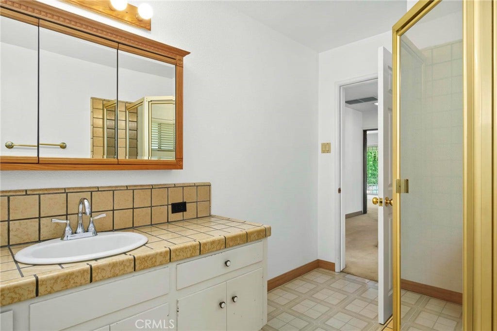 2045 S Lida, Anaheim, CA 92802