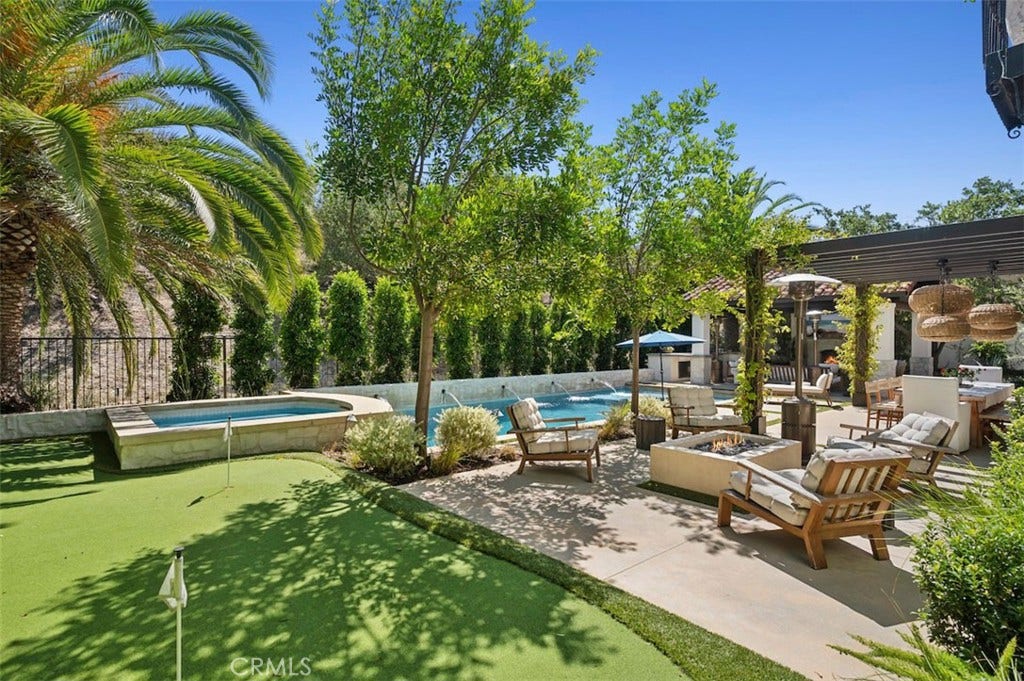 22 Vernal Spring, Irvine, CA 92603 22 Vernal Spring, Irvine, CA 92603