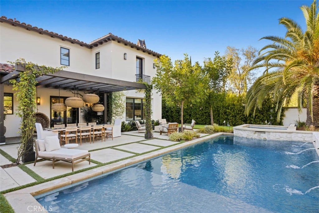 22 Vernal Spring, Irvine, CA 92603 22 Vernal Spring, Irvine, CA 92603