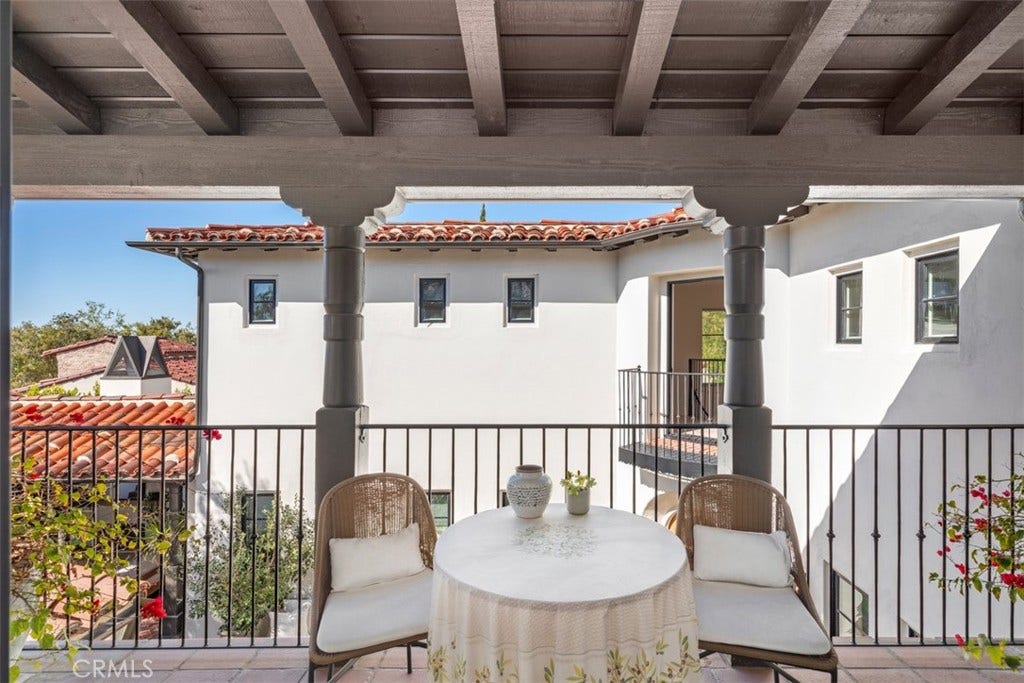 22 Vernal Spring, Irvine, CA 92603 22 Vernal Spring, Irvine, CA 92603