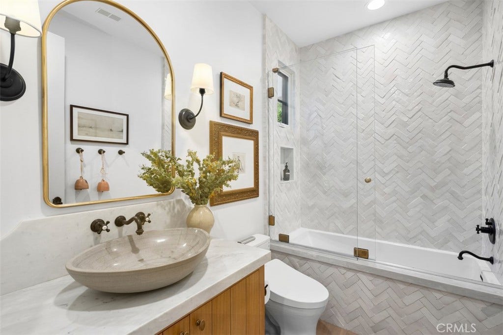 22 Vernal Spring, Irvine, CA 92603 22 Vernal Spring, Irvine, CA 92603