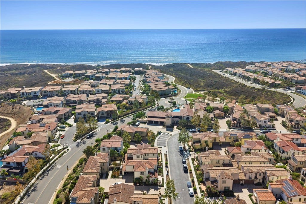 105 Via Galicia, San Clemente, CA 92672 105 Via Galicia, San Clemente, CA 92672