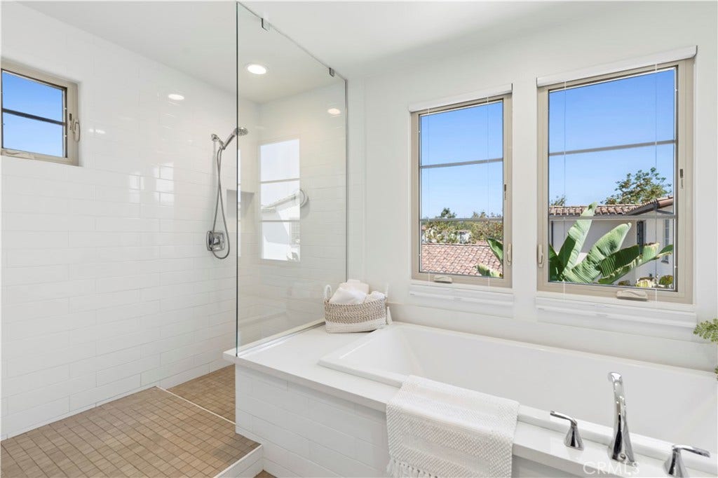 105 Via Galicia, San Clemente, CA 92672 105 Via Galicia, San Clemente, CA 92672