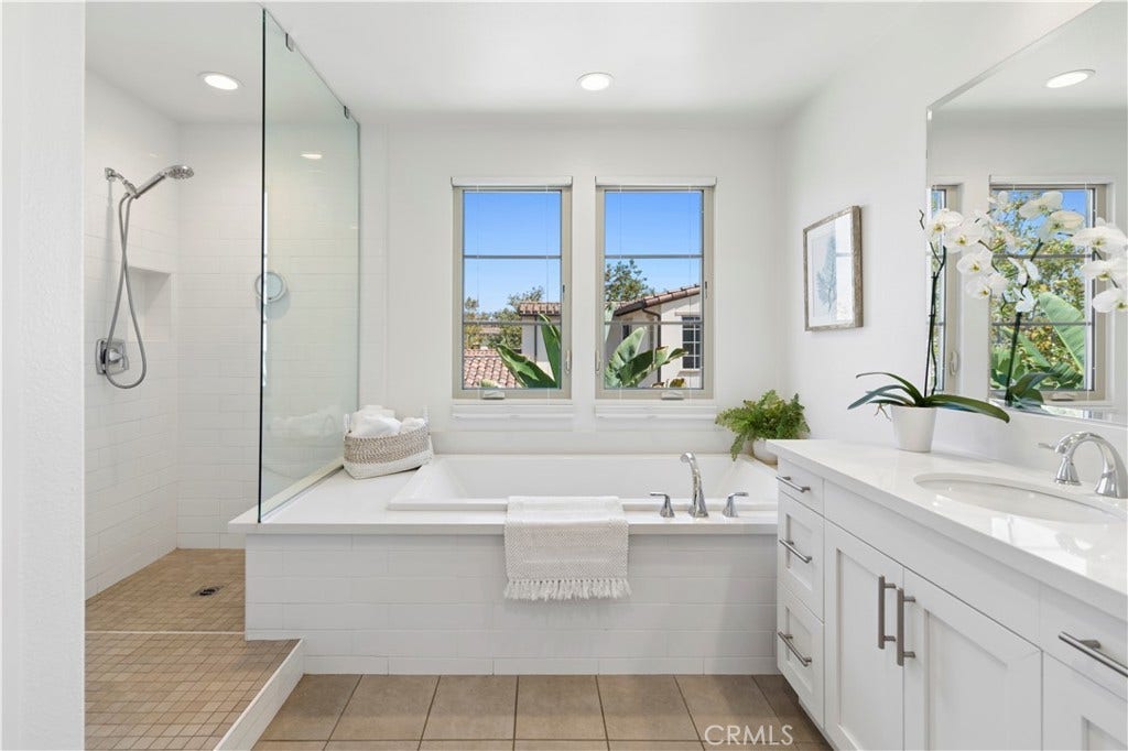 105 Via Galicia, San Clemente, CA 92672 105 Via Galicia, San Clemente, CA 92672