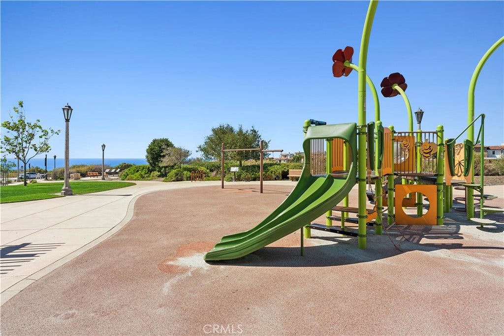 105 Via Galicia, San Clemente, CA 92672 105 Via Galicia, San Clemente, CA 92672