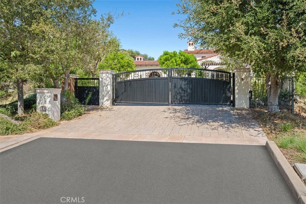 83 Canyon Creek, Irvine, CA 92603 83 Canyon Creek, Irvine, CA 92603