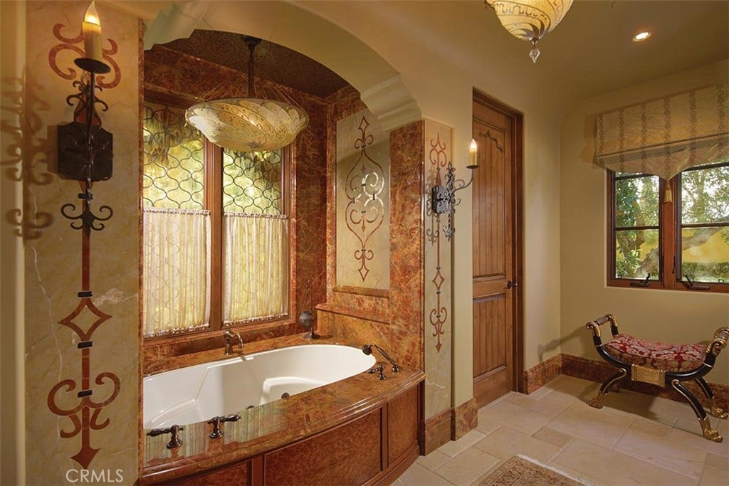44 Copper Creek, Irvine, CA 92603 44 Copper Creek, Irvine, CA 92603