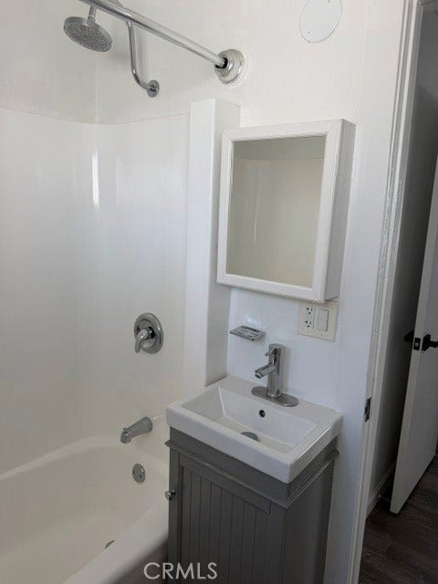 817 Calle Puente, San Clemente, CA 92672 817 Calle Puente, San Clemente, CA 92672