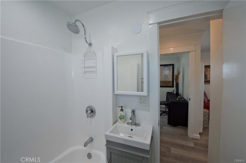 817 Calle Puente, San Clemente, CA 92672 817 Calle Puente, San Clemente, CA 92672