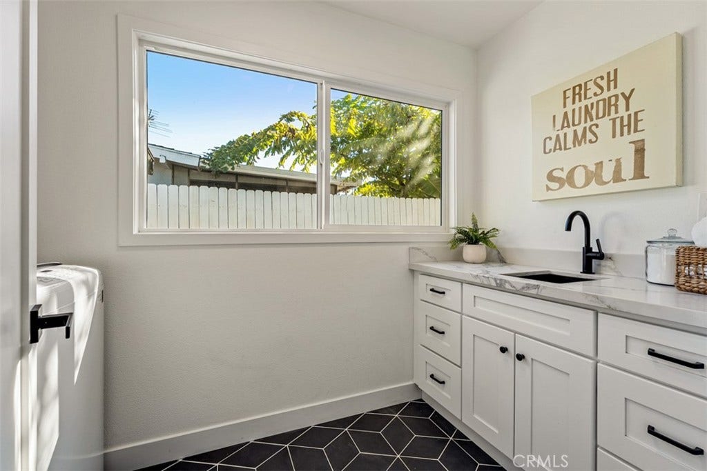 3107 Gibraltar, Costa Mesa, CA 92626