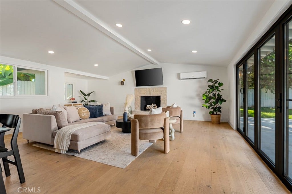 3107 Gibraltar, Costa Mesa, CA 92626