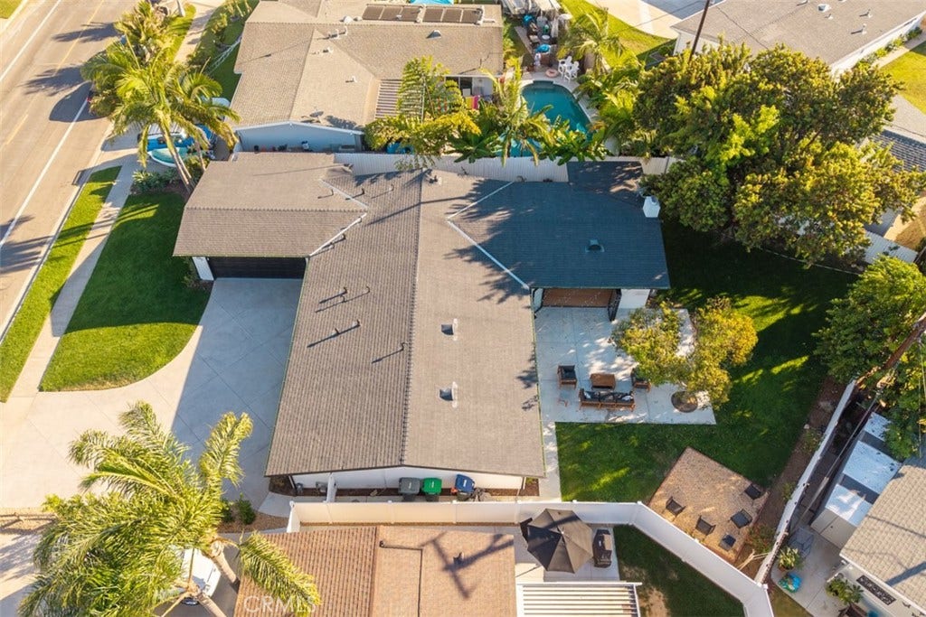 3107 Gibraltar, Costa Mesa, CA 92626