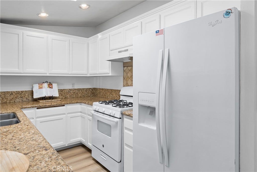610 W Bay Street, Costa Mesa, CA 92627