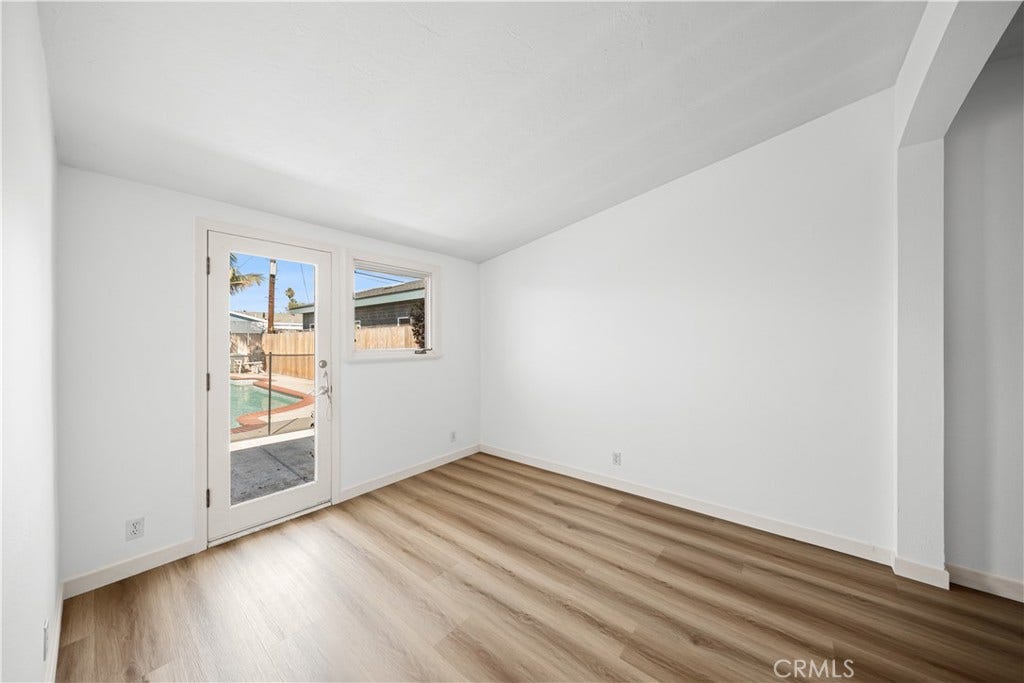 610 W Bay Street, Costa Mesa, CA 92627