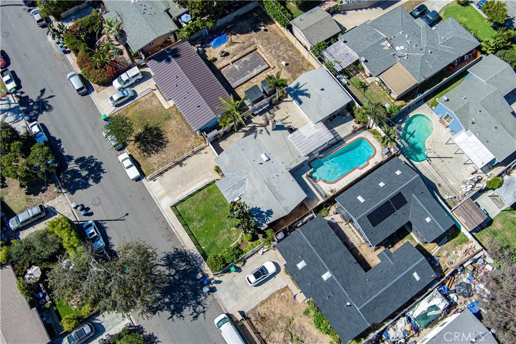 610 W Bay Street, Costa Mesa, CA 92627