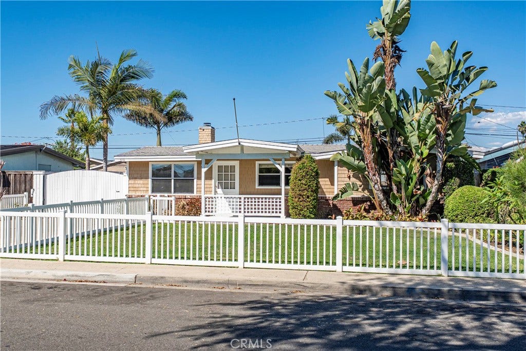 610 W Bay Street, Costa Mesa, CA 92627