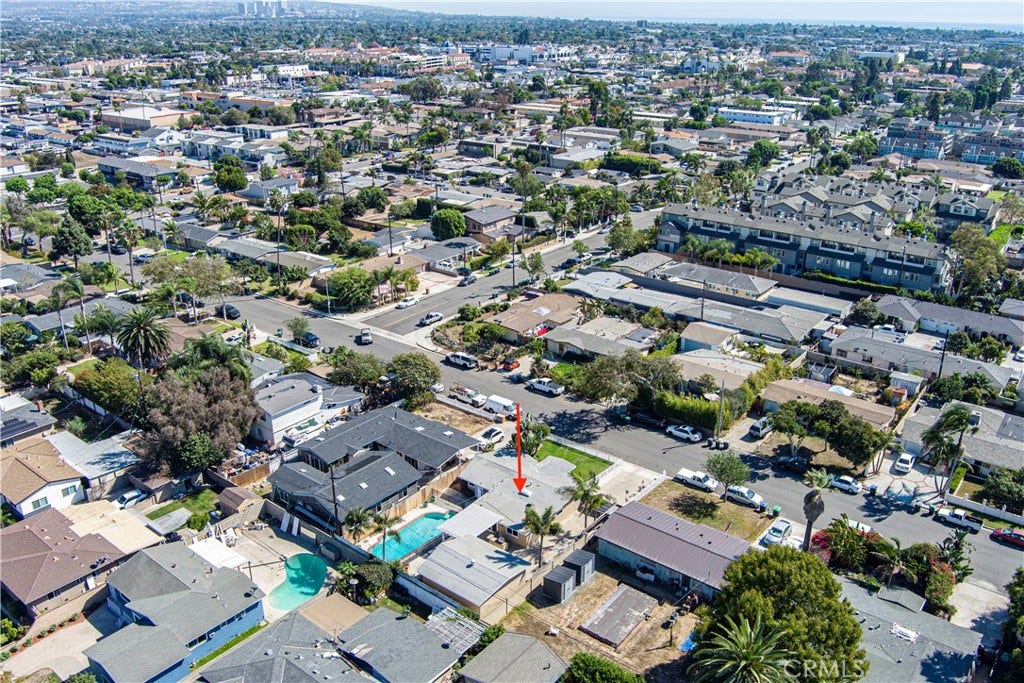 610 W Bay Street, Costa Mesa, CA 92627