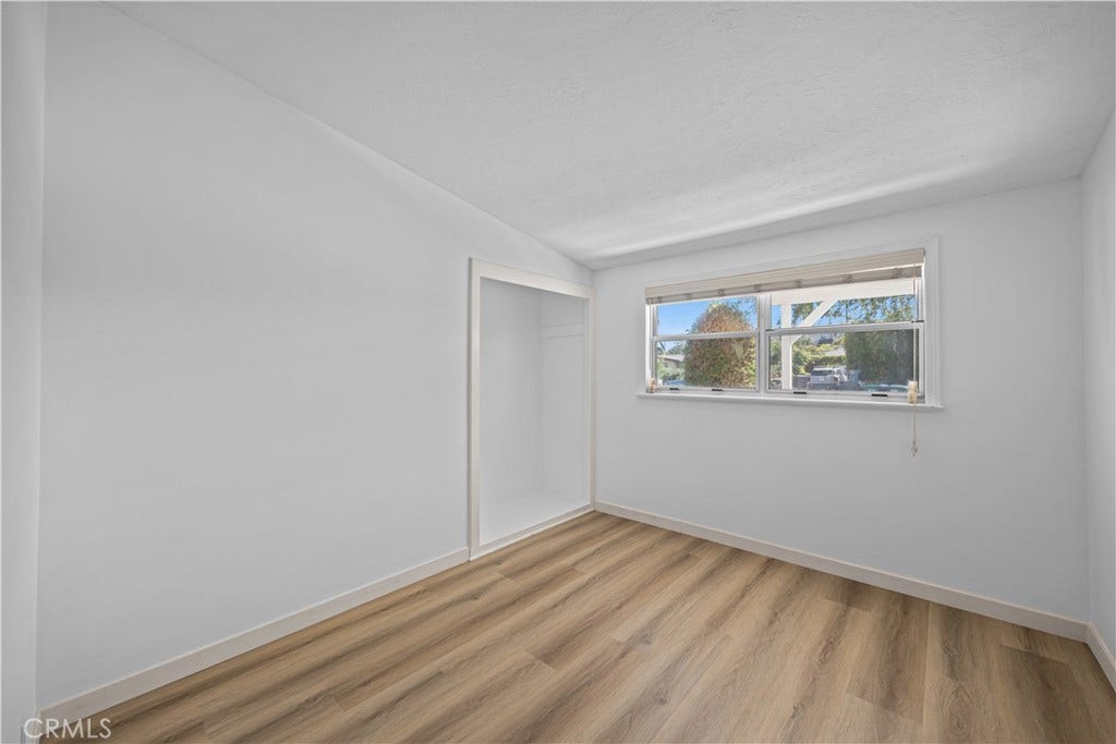 610 W Bay Street, Costa Mesa, CA 92627