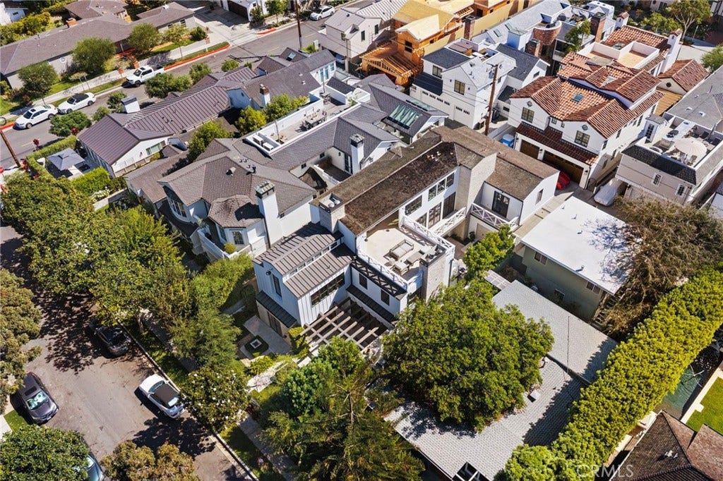 226 Poinsettia Avenue, Corona Del Mar, CA 92625 226 Poinsettia Avenue, Corona Del Mar, CA 92625