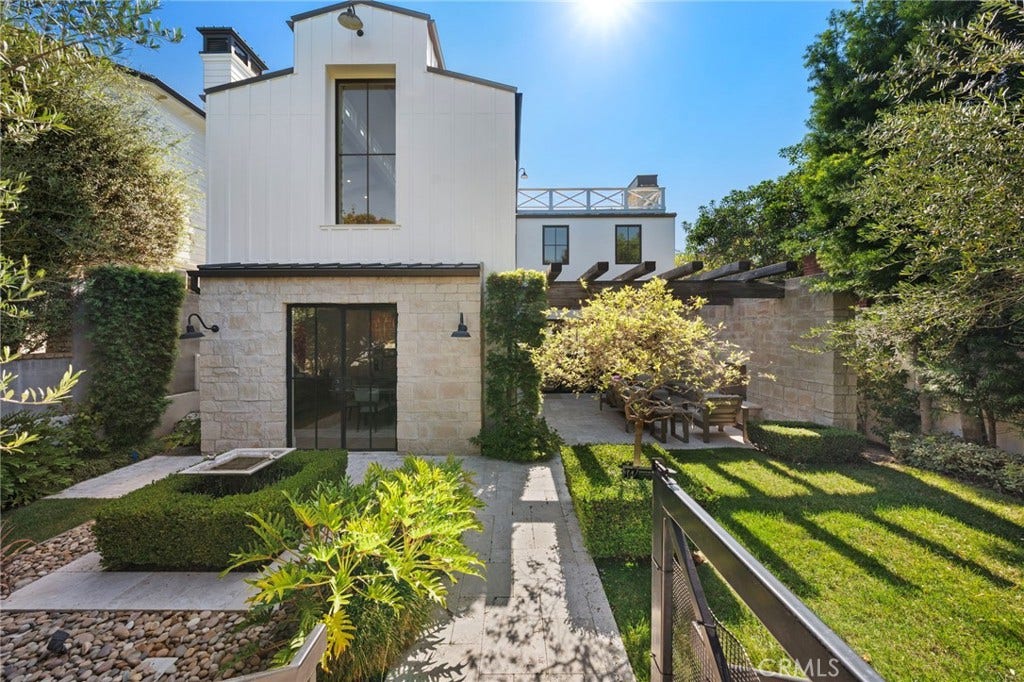 226 Poinsettia Avenue, Corona Del Mar, CA 92625 226 Poinsettia Avenue, Corona Del Mar, CA 92625
