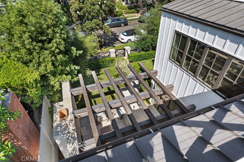226 Poinsettia Avenue, Corona Del Mar, CA 92625 226 Poinsettia Avenue, Corona Del Mar, CA 92625