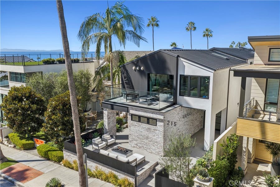 Property photo for 215 Goldenrod, Corona Del Mar, CA