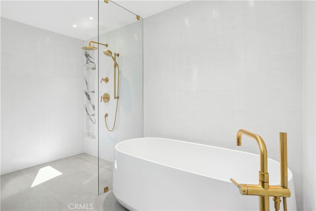 215 Goldenrod, Corona Del Mar, CA 92625