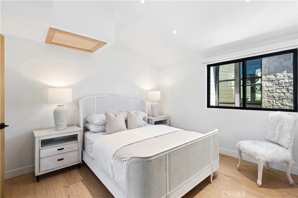 215 Goldenrod, Corona Del Mar, CA 92625