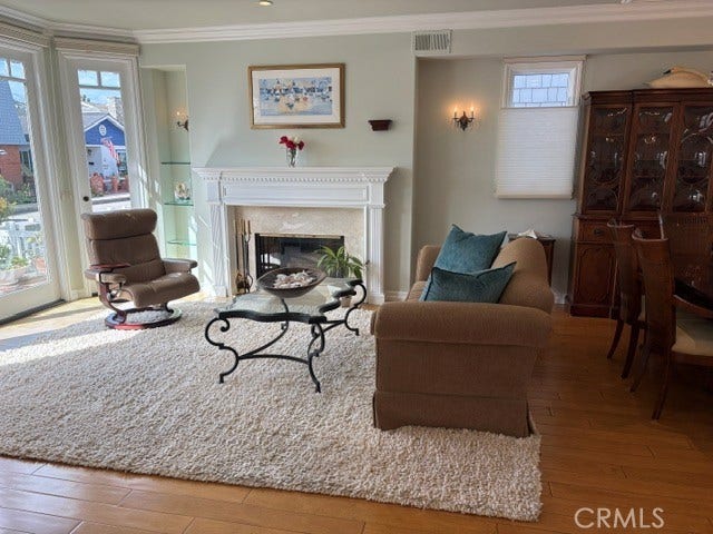 302 Ruby Avenue, Newport Beach, CA 92662 302 Ruby Avenue, Newport Beach, CA 92662