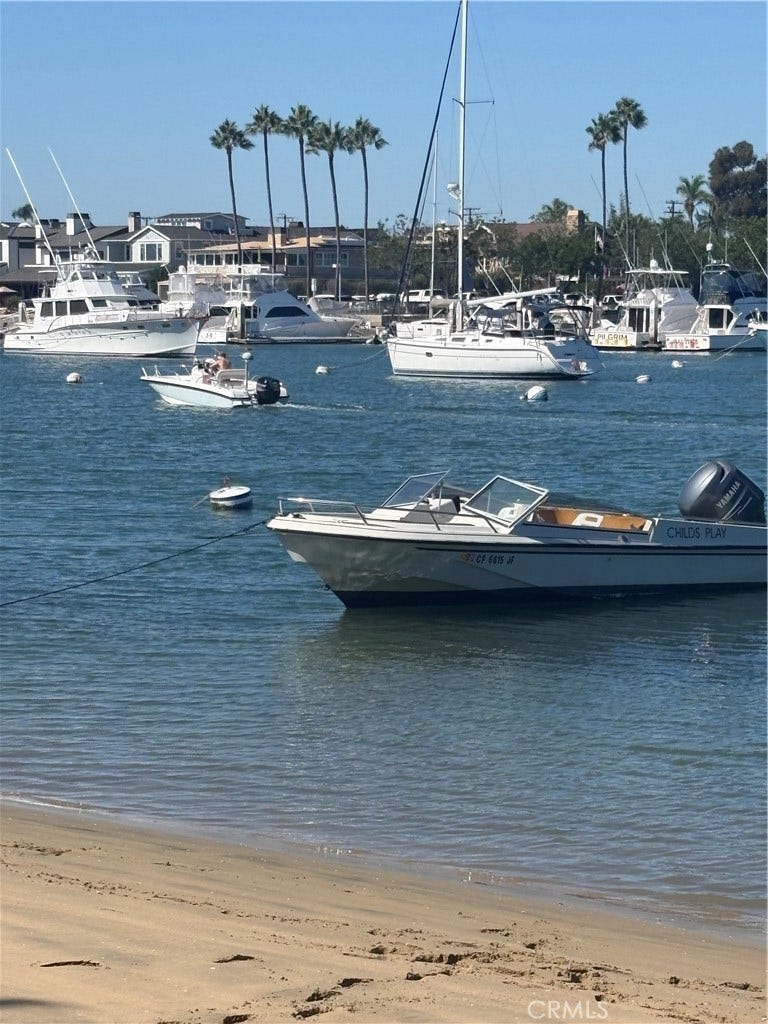 302 Ruby Avenue, Newport Beach, CA 92662 302 Ruby Avenue, Newport Beach, CA 92662