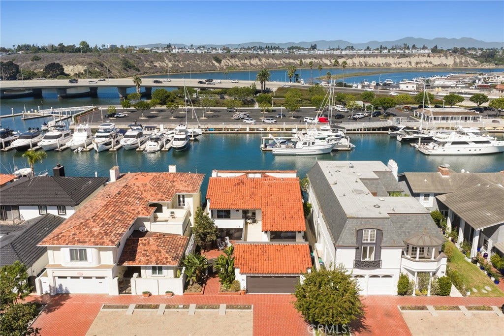 93 Linda Isle, Newport Beach, CA 92660