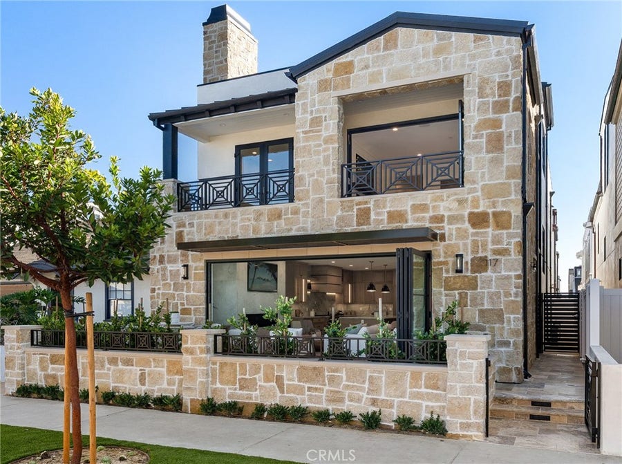 Property photo for 117 E Bay, Newport Beach, CA