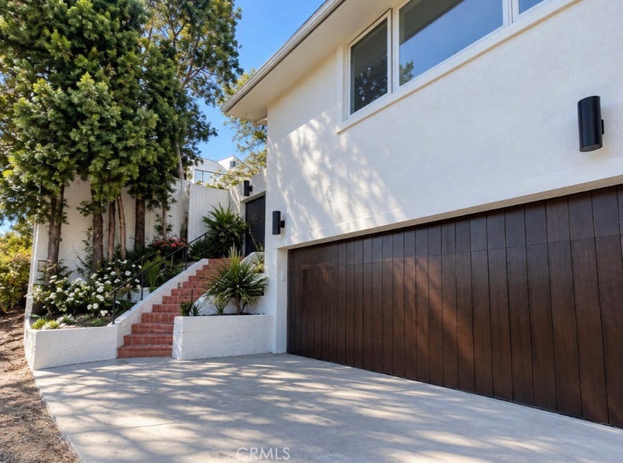 Property photo for 9275 Flicker Way, Los Angeles, CA