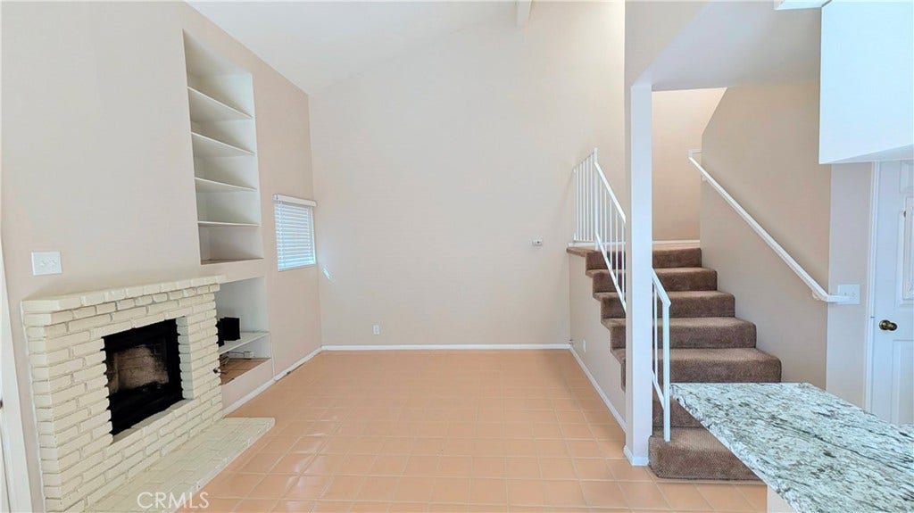 2302 Elden, Costa Mesa, CA 92627 2302 Elden, Costa Mesa, CA 92627
