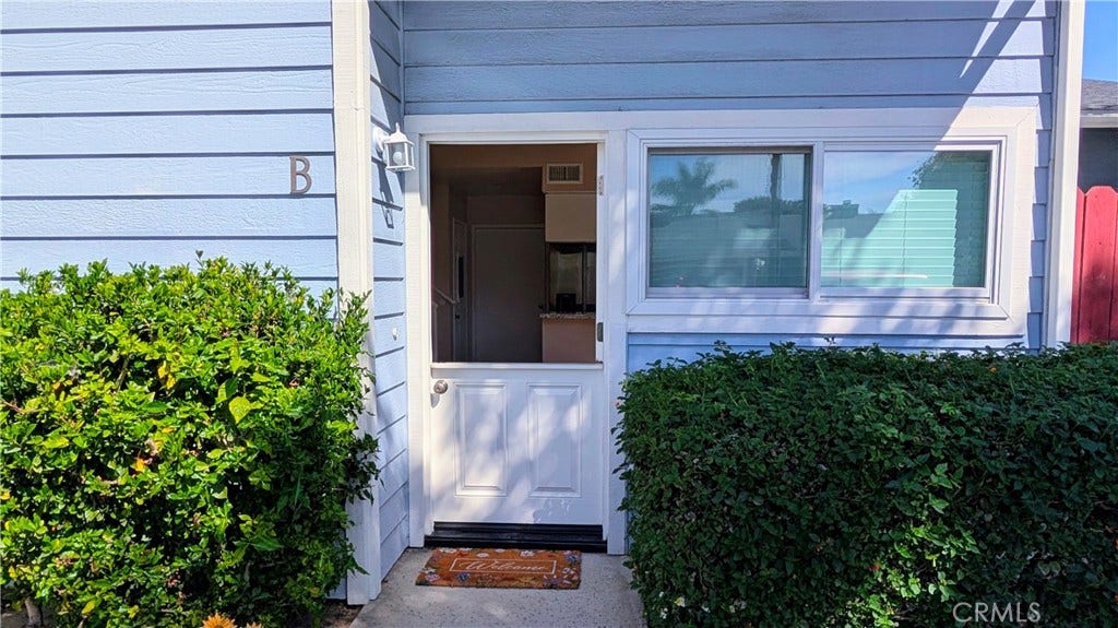 2302 Elden, Costa Mesa, CA 92627 2302 Elden, Costa Mesa, CA 92627