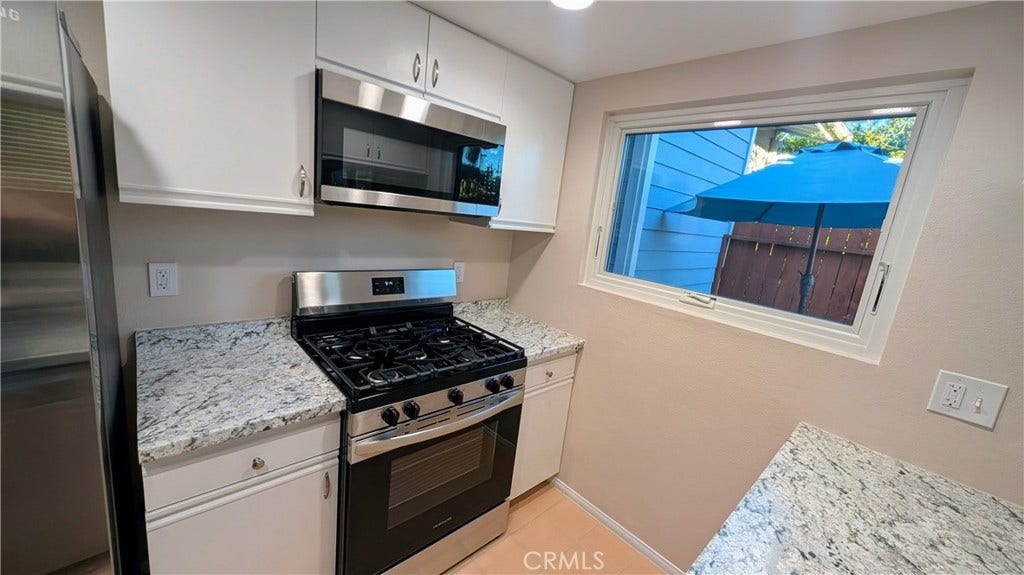 2302 Elden, Costa Mesa, CA 92627 2302 Elden, Costa Mesa, CA 92627