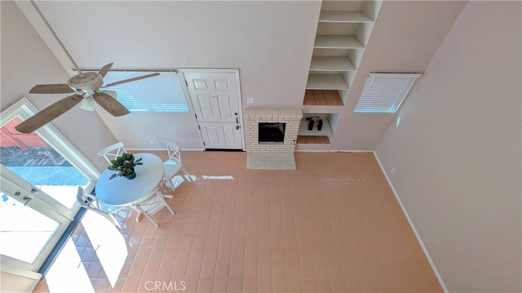 2302 Elden, Costa Mesa, CA 92627 2302 Elden, Costa Mesa, CA 92627
