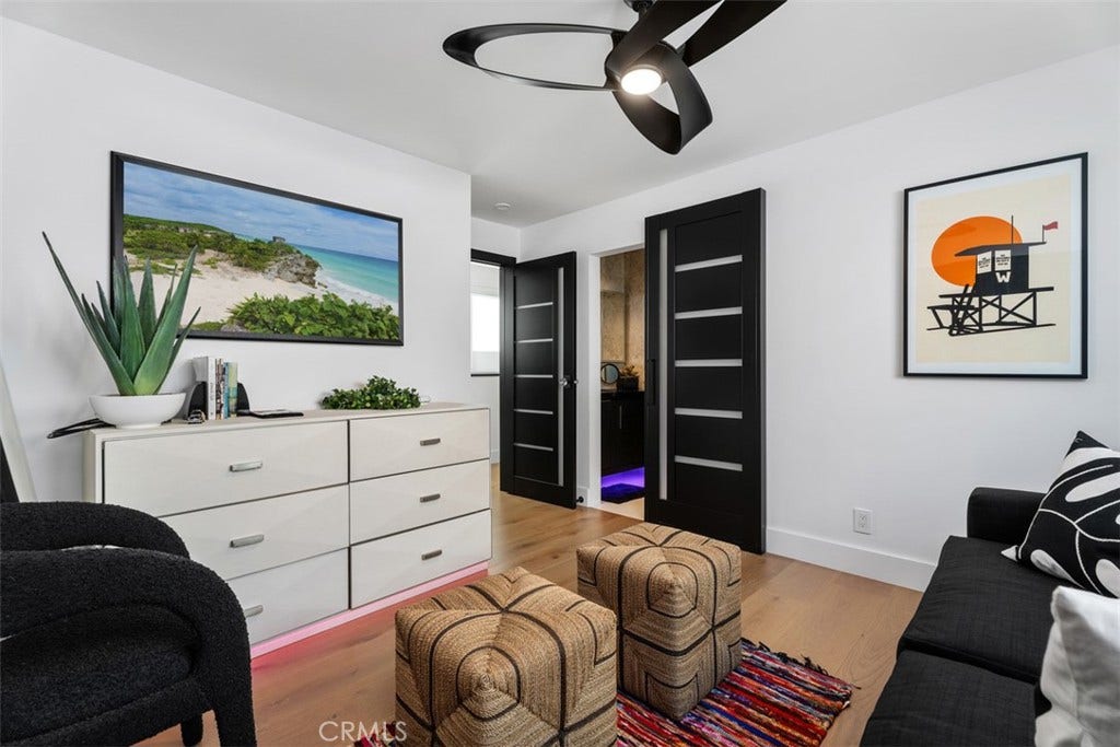 1904 W Oceanfront, Newport Beach, CA 92663 2nd bedroom currently used as a den...with bathroom through the door