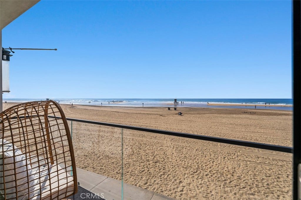 1904 W Oceanfront, Newport Beach, CA 92663 Looking downcoast