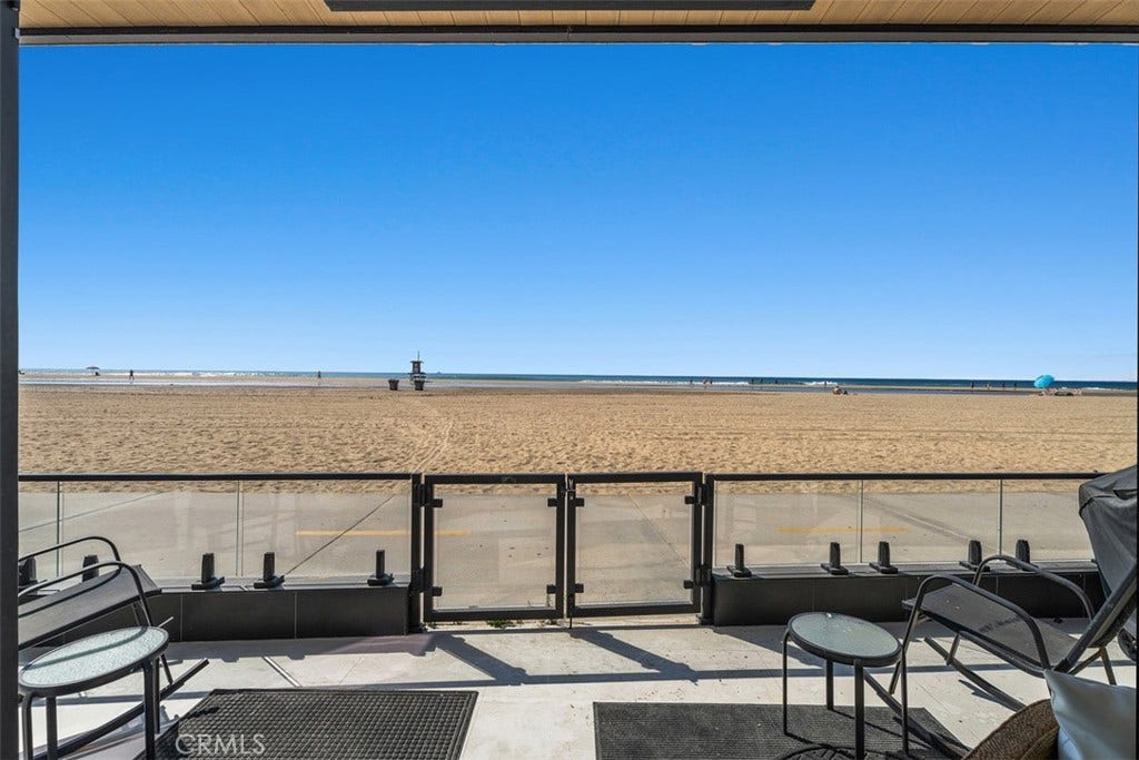 1904 W Oceanfront, Newport Beach, CA 92663 Expansive views!