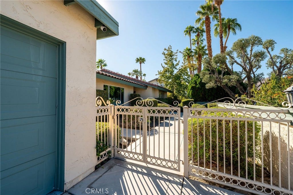 73499 Haystack Road, Palm Desert, CA 92260 Private gate into home